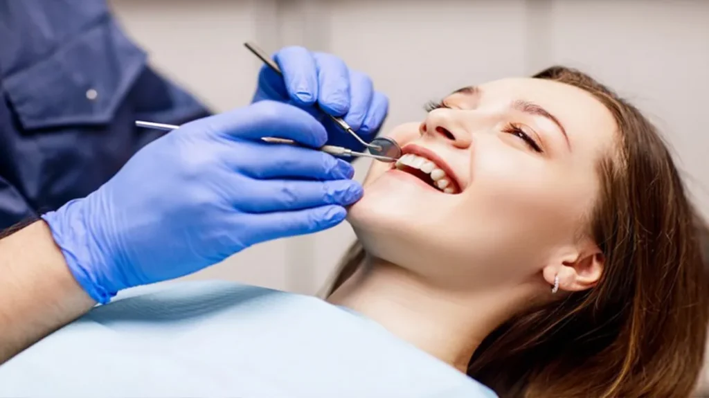 معاینه دندانپزشکی
