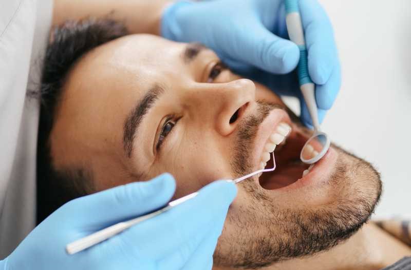 دندانپزشکی برلیان قرچک -ایمپلنت به روش پانچ چیست؟