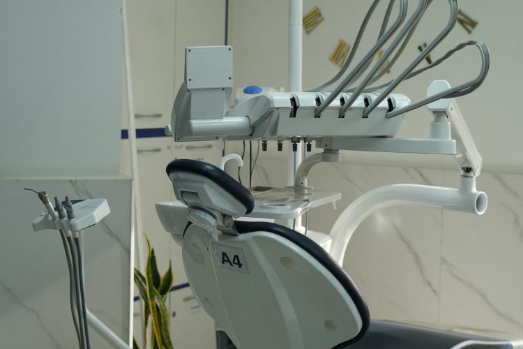 دندانپزشکی برلیان 451542